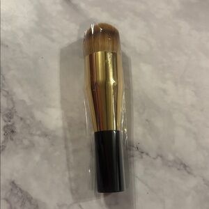 Chanel makeup brush New